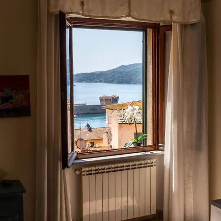 Finestra Sul Mare Apartment *