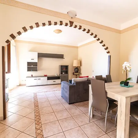 Finestra Sul Mare Apartment Portoferraio