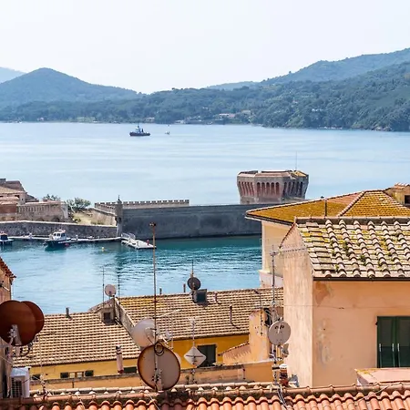Finestra Sul Mare Apartment *